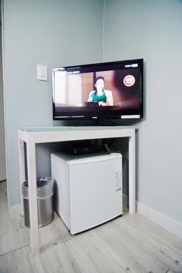 Twin Room with Private Bathroom